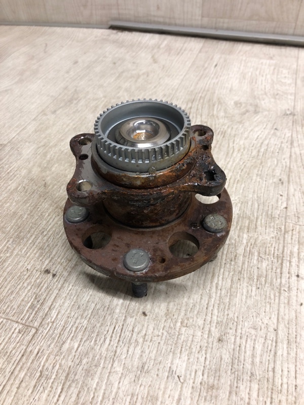 Ступица задняя KIA FORTE YD 12- YD 1.8 G4NB Ступица задняя KIA FORTE YD 12- YD 1.8 G4NB