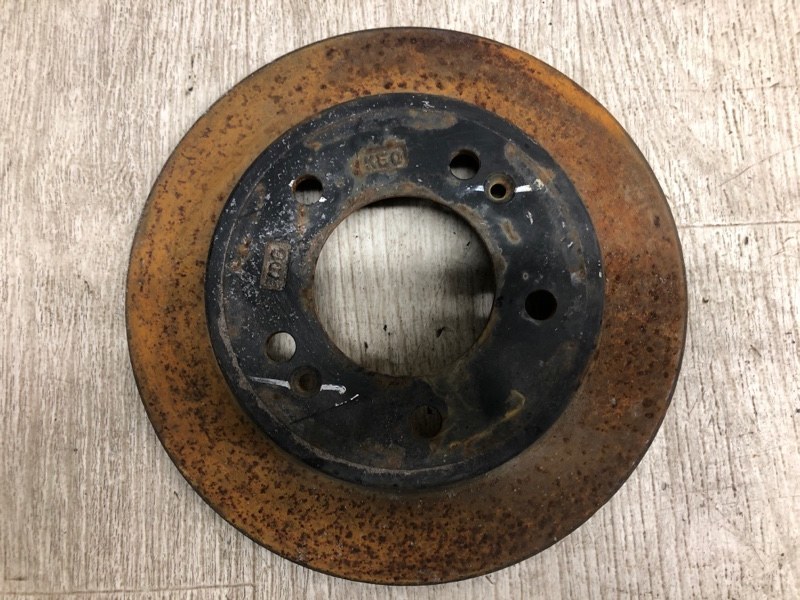 Тормозной диск задний KIA FORTE YD 12- 2015 YD 1.8 G4NB 58411-3X300 Б/У