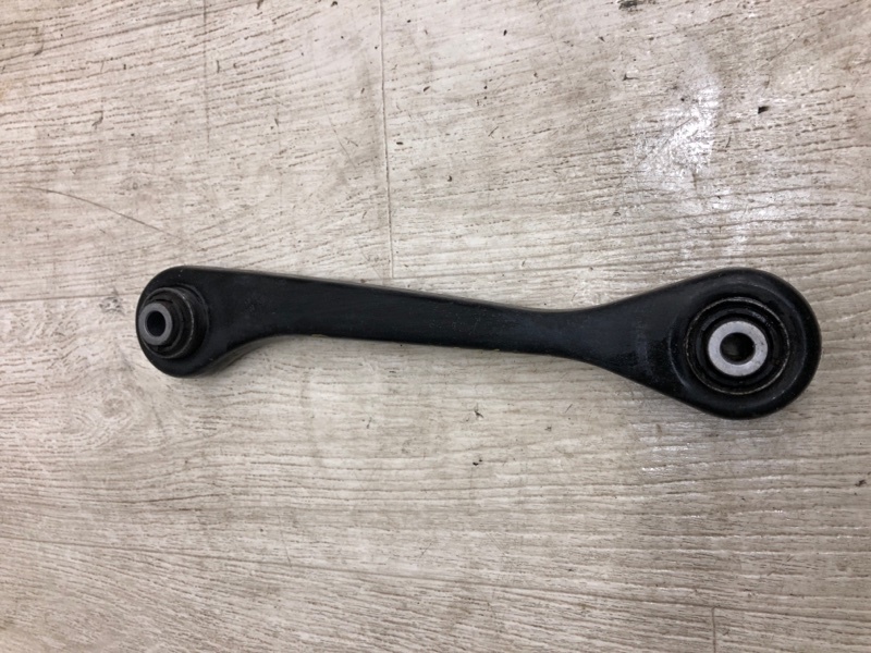 Рычаг задней подвески поперечный нижний правый VOLKSWAGEN PASSAT B7 11-15 A32 2.5 CBUA