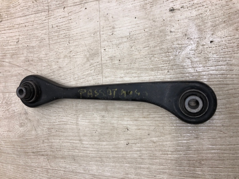 Рычаг задней подвески поперечный нижний левый VOLKSWAGEN PASSAT B7 11-15 A32 2.5 CBUA