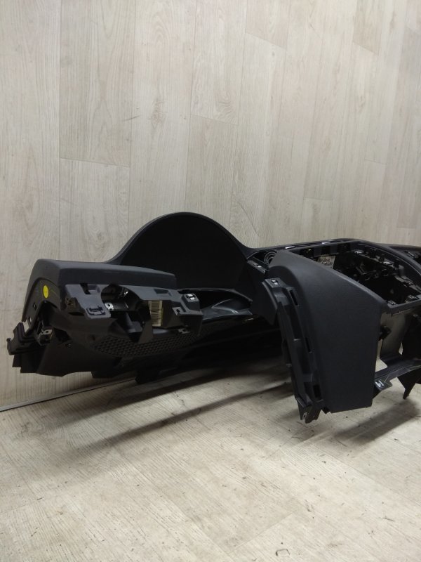 Торпедо JETTA USA 10-17 2011 162 CBTA 2.5L