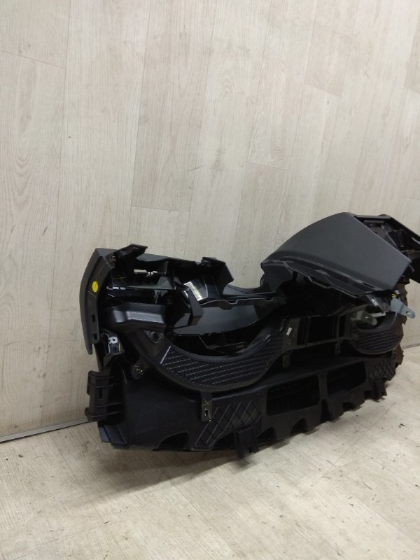 Торпедо JETTA USA 10-17 2011 162 CBTA 2.5L