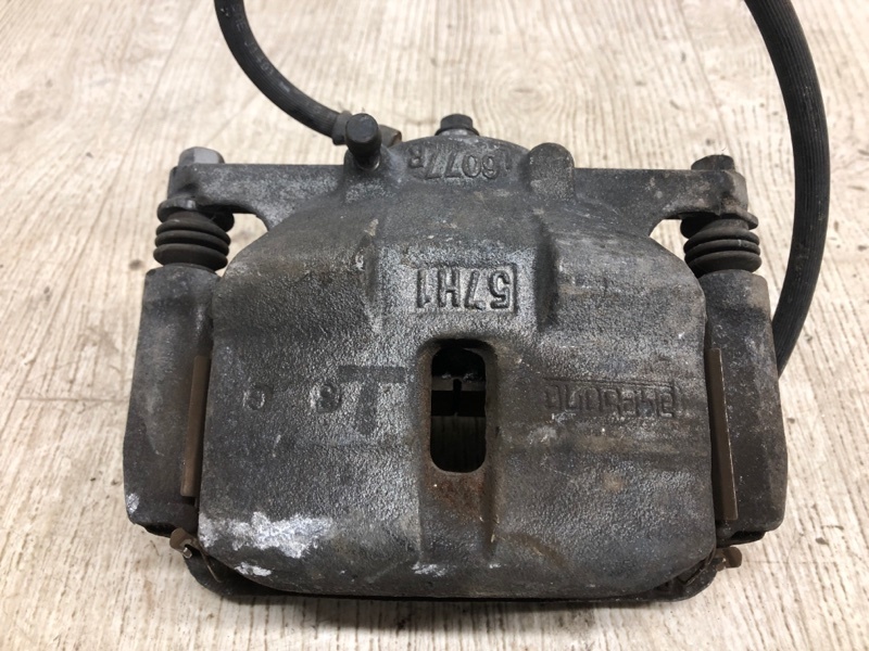 Суппорт тормозной передний правый NISSAN X-TRAIL/ROGUE T32 13-20 2015 T32 2.5 QR25DE 41001-4BA0A Б/У