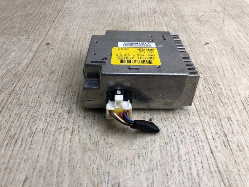 Блок электронный SONATA YF 10-14 2014 YF 2.4 G4KK Блок электронный SONATA YF 10-14 2014 YF 2.4 G4KK