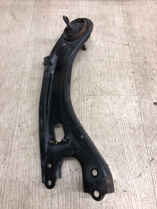 Рычаг задней подвески продольный правый SONATA YF 10-14 2012 YF 2.0 G4KH