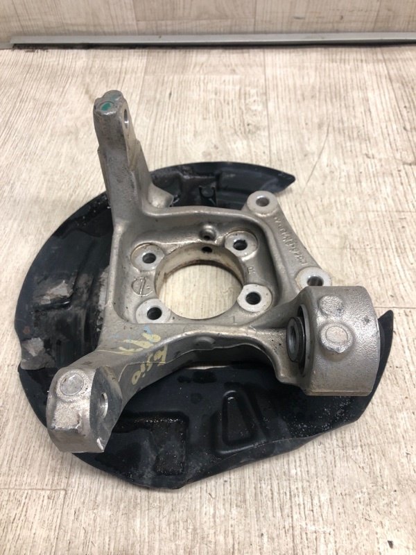 Цапфа задняя правая FUSION 14- 2016 CD4 C25HDEX Цапфа задняя правая FUSION 14- 2016 CD4 C25HDEX