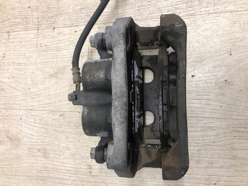 Суппорт тормозной передний правый NISSAN PATHFINDER R52 12-21 R52 3.5 VQ35DE