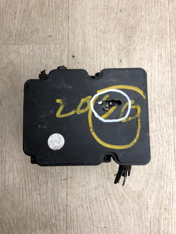 Блок ABS ELANTRA AD 16- 2017 AD 2.0 G4NH