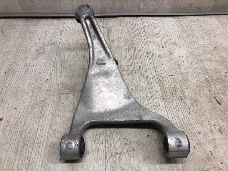 Рычаг задней подвески поперечный верхний правый NISSAN PATHFINDER R52 12-21 2013 R52 3.5 VQ35DE 55501-3JA0A Б/У