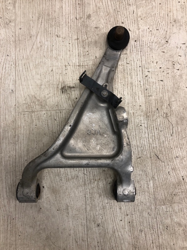 Рычаг задней подвески поперечный верхний правый PATHFINDER R52 12-21 2013 R52 3.5 VQ35DE