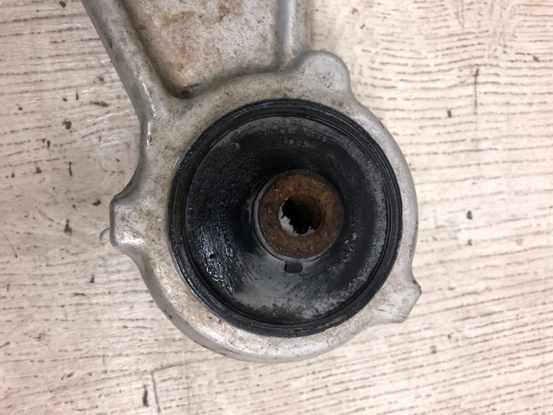 Рычаг передней подвески нижний левый NISSAN PATHFINDER R52 12-21 R52 3.5 VQ35DE