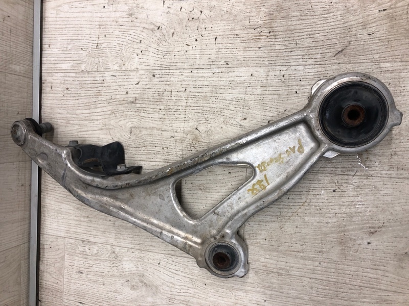 Рычаг передней подвески нижний левый PATHFINDER R52 12-21 2013 R52 3.5 VQ35DE