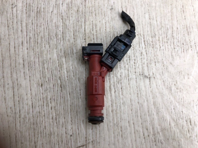 Форсунка топливная HYUNDAI ELANTRA AD 16- 2017 AD 2.0 G4NH 35310-2E000 Б/У