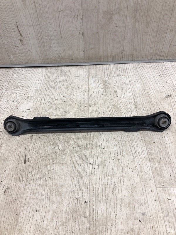 Рычаг задней подвески поперечный передний RENEGADE (BU) 14- 2015 BU 2.4 ED6 Рычаг задней подвески поперечный передний RENEGADE (BU) 14- 2015 BU 2.4 ED6