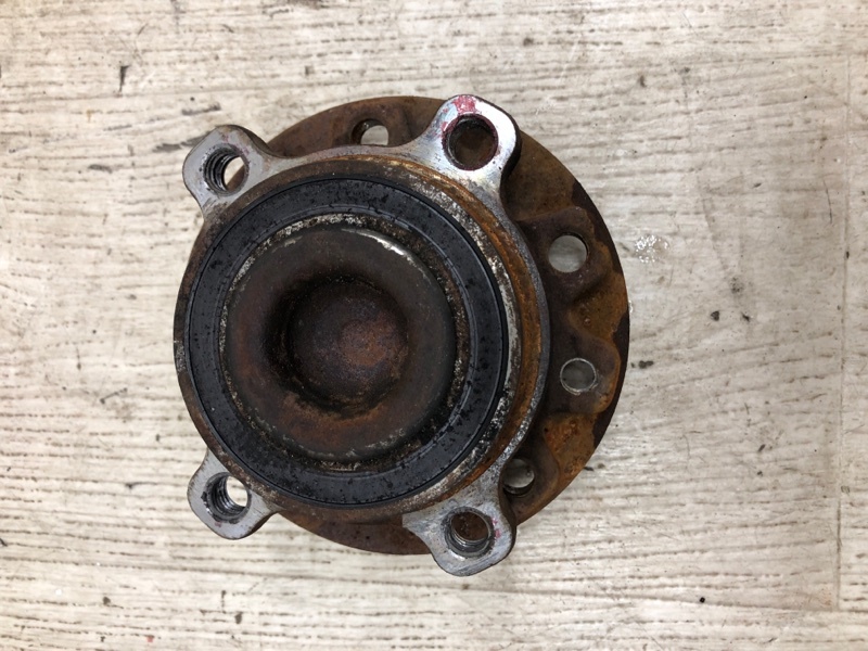 Ступица задняя RENEGADE (BU) 14- 2015 BU 2.4 ED6