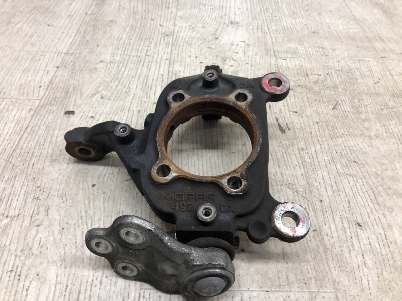 Запчасть кулак поворотный передний правый JEEP RENEGADE (BU) 14- 2015 BU 2.4 ED6 68251820AA Б/У Кулак поворотный передний правый JEEP RENEGADE (BU) 14- 2015 BU 2.4 ED6 68251820AA Б/У