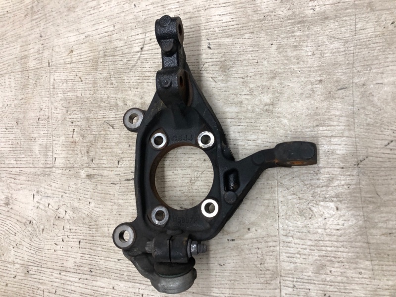 Кулак поворотный передний правый RENEGADE (BU) 14- 2015 BU 2.4 ED6 Кулак поворотный передний правый RENEGADE (BU) 14- 2015 BU 2.4 ED6