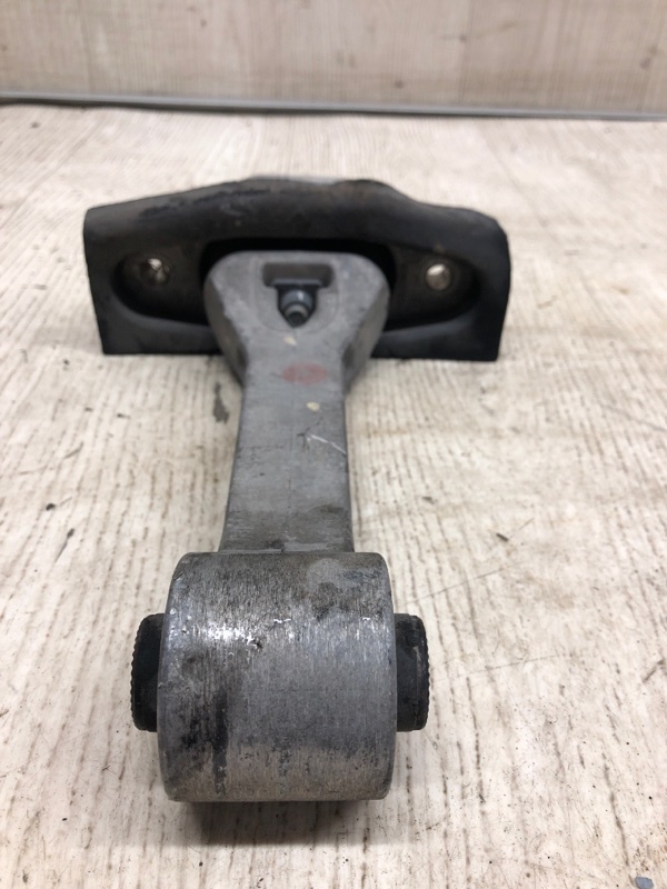 Подушка двигателя нижняя SONATA YF 10-14 2011 YF 2.4 G4KJ