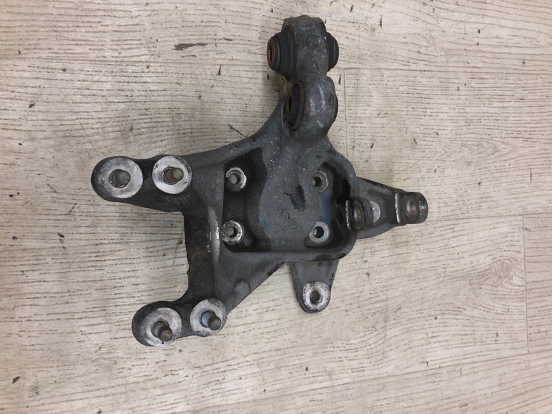 Цапфа задняя левая SONATA YF 10-14 2011 YF 2.4 G4KJ