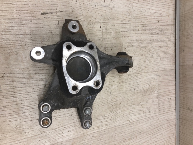 Цапфа задняя левая SONATA YF 10-14 2011 YF 2.4 G4KJ