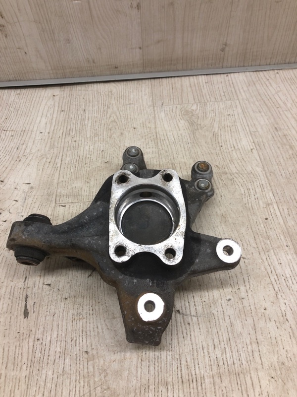 Цапфа задняя левая SONATA YF 10-14 2011 YF 2.4 G4KJ