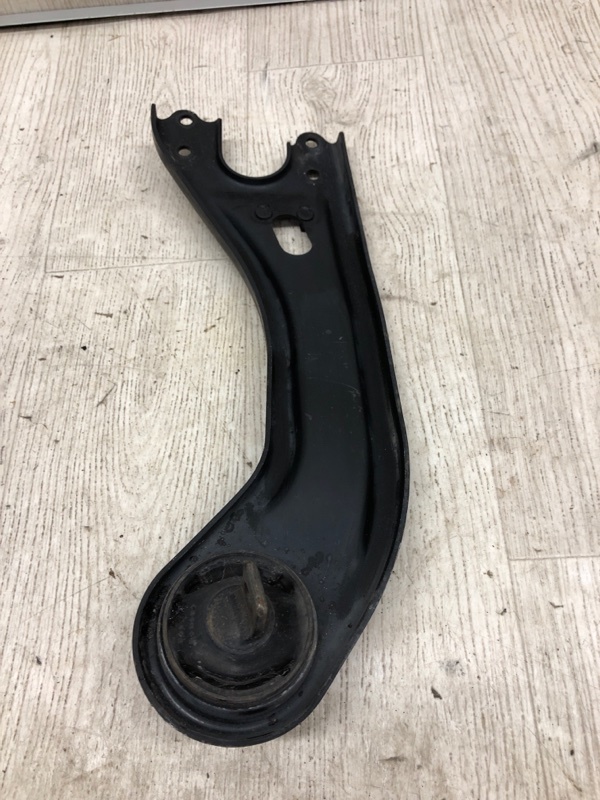 Рычаг задней подвески продольный левый SONATA YF 10-14 2011 YF 2.4 G4KJ