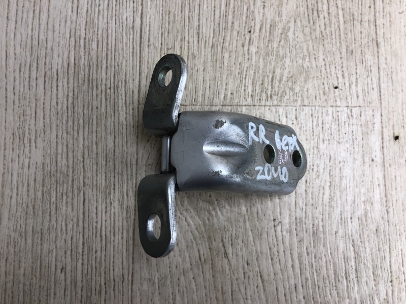 Петля двери верхняя задняя правая ELANTRA AD 16- 2017 AD 2.0 G4NH