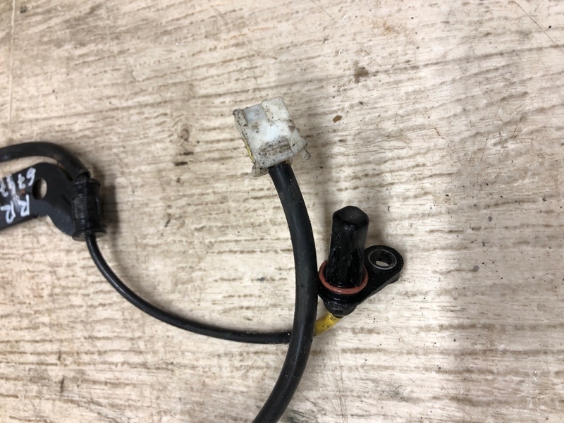 Датчик ABS задний правый SONATA YF 10-14 2013 YF 2.4 Датчик ABS задний правый SONATA YF 10-14 2013 YF 2.4