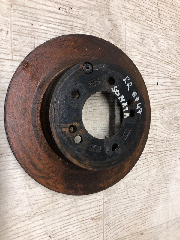 Тормозной диск задний HYUNDAI SONATA YF 10-14 2013 YF 2.4 58411-3Q000 Б/У