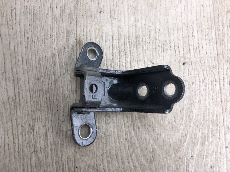 Запчасть петля двери нижняя задняя левая HYUNDAI ACCENT RB 10- 2012 RB 1.6 G4FD 79350-0X000 Б/У Петля двери нижняя задняя левая HYUNDAI ACCENT RB 10- 2012 RB 1.6 G4FD 79350-0X000 Б/У