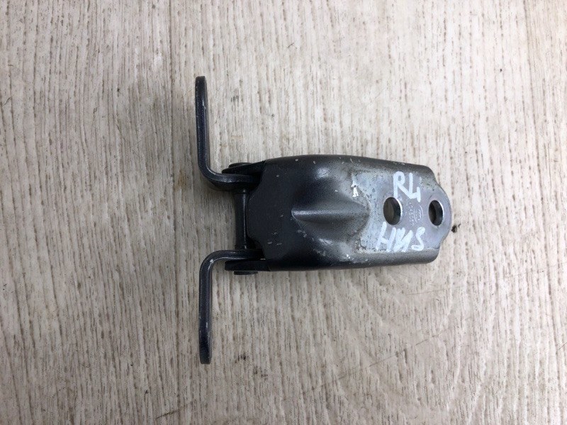 Петля двери нижняя задняя левая ACCENT RB 10- 2012 RB 1.6 G4FD Петля двери нижняя задняя левая ACCENT RB 10- 2012 RB 1.6 G4FD