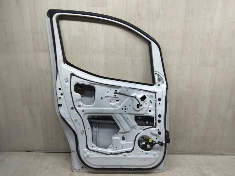 Дверь передняя левая NV200 USA 13- 2015 M20XUS 2.0 MR20DE