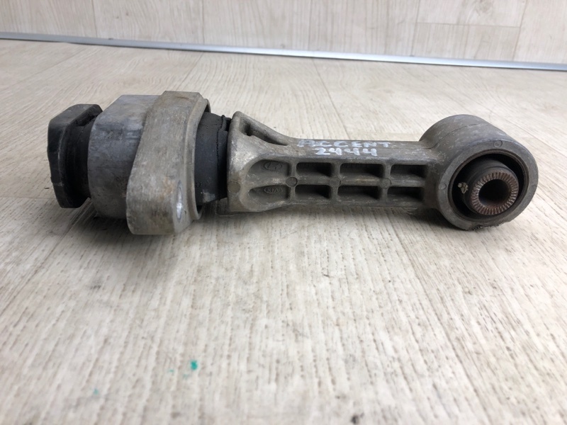 Подушка двигателя нижняя задняя ACCENT RB 10- 2013 RB 1.6 G4FD