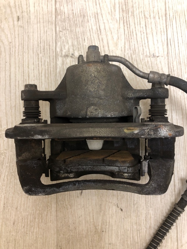 Суппорт тормозной передний правый HYUNDAI ACCENT RB 10- RB 1.6 G4FD