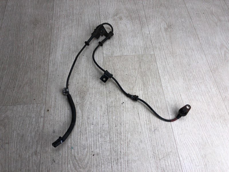 Запчасть датчик abs передний правый HYUNDAI ACCENT RB 10- 2013 RB 1.6 G4FD 95671-1R000 Б/У Датчик ABS передний правый HYUNDAI ACCENT RB 10- 2013 RB 1.6 G4FD 95671-1R000 Б/У