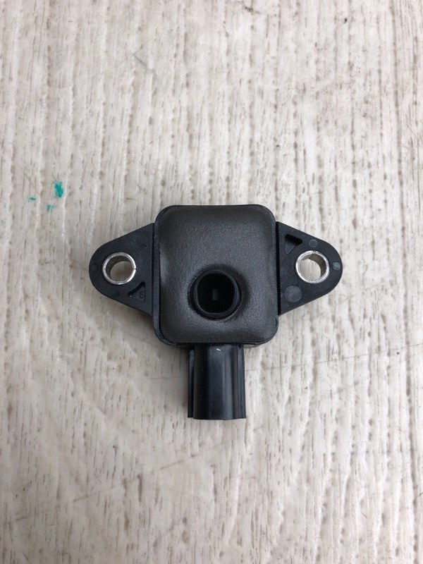 Датчик удара HYUNDAI ACCENT RB 10- RB 1.6 G4FD Датчик удара HYUNDAI ACCENT RB 10- RB 1.6 G4FD