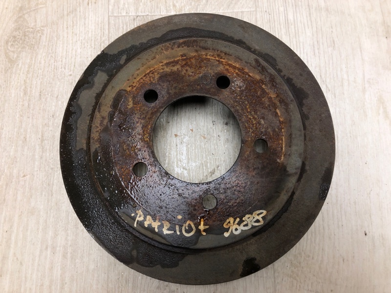 Запчасть тормозной барабан JEEP PATRIOT 10-17 2010 MK74 2.0 ECN 5105617AC Б/У Тормозной барабан JEEP PATRIOT 10-17 2010 MK74 2.0 ECN 5105617AC Б/У