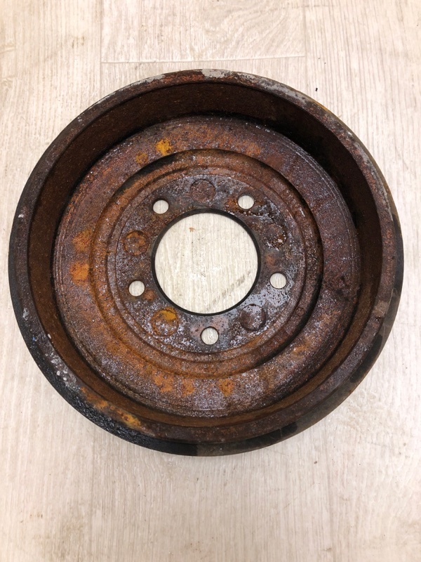 Тормозной барабан JEEP PATRIOT 10-17 MK74 2.0 ECN Тормозной барабан JEEP PATRIOT 10-17 MK74 2.0 ECN