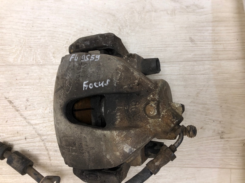 Суппорт тормозной передний левый FORD FOCUS 10-18 BK 2.0 XQDA