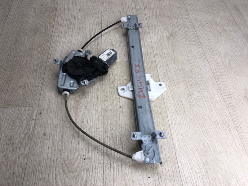 Стеклоподъемник задний правый HYUNDAI ACCENT RB 10- 2013 RB 1.6 G4FD 83402-1R010 Б/У