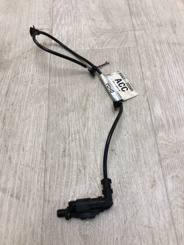 Датчик ABS передний FOCUS 10-18 2011 BK 2.0 XQDA