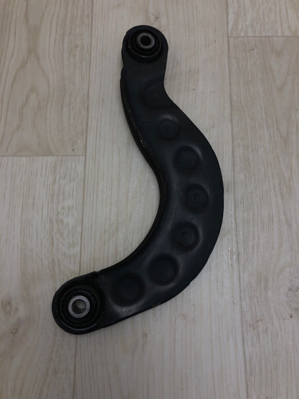 Рычаг задней подвески поперечный верхний задний FOCUS 10-18 2014 BK 2.0 XQDA