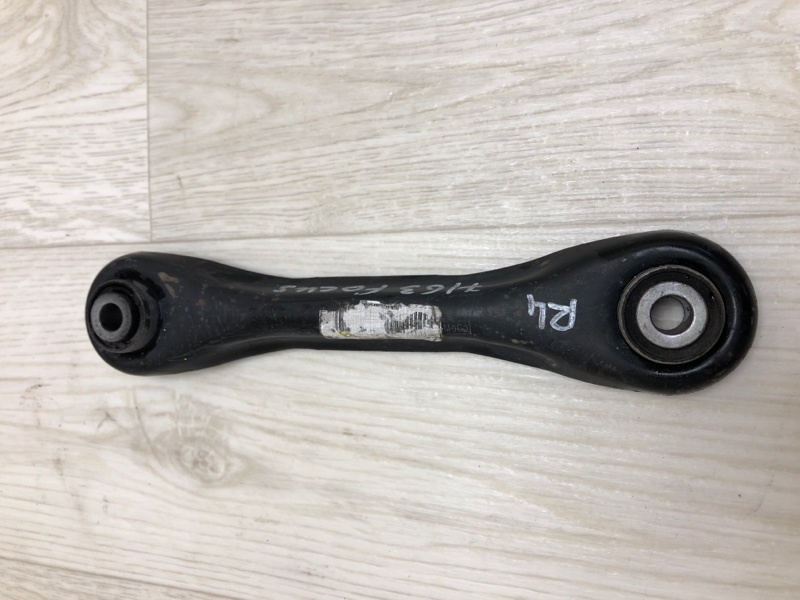 Рычаг задней подвески поперечный нижний FORD FOCUS 10-18 BK 2.0 XQDA