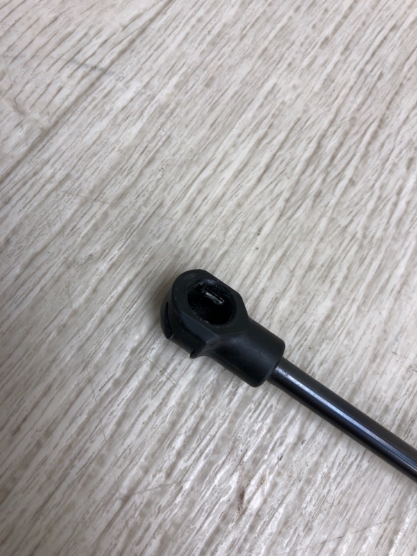 Амортизатор крышки багажника XTS 13-17 2014 6G 3.6 LFX