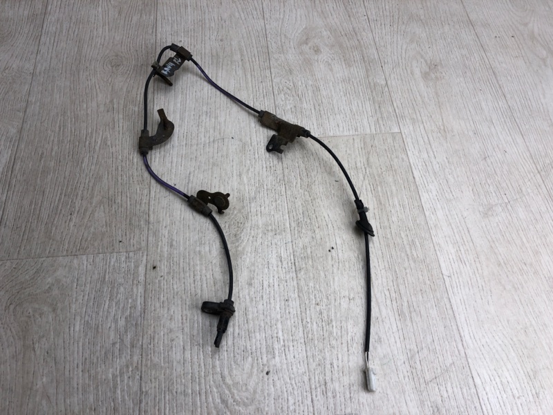 Датчик ABS задний левый TOYOTA RAV4 13-19 2017 ZSA42 2.0 3ZRFE 89546-0R050 Б/У