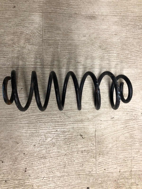 Запчасть пружина задней подвески FORD FIESTA 08-17 2013 CCN 1.6 HXJB BE8Z-5560-A Б/У Пружина задней подвески FORD FIESTA 08-17 2013 CCN 1.6 HXJB BE8Z-5560-A Б/У