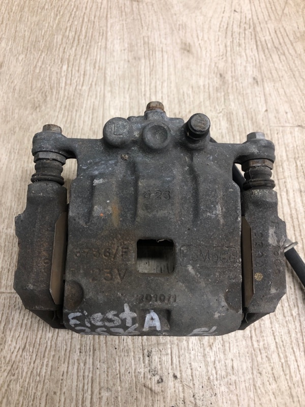 Суппорт тормозной передний левый FIESTA 08-17 2013 CCN 1.6 HXJB