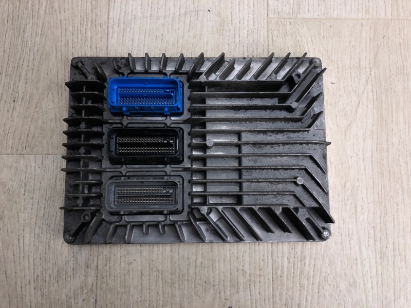 Блок управления двигателем CADILLAC XTS 13-17 2014 6G 3.6 LFX 12653998 Б/У