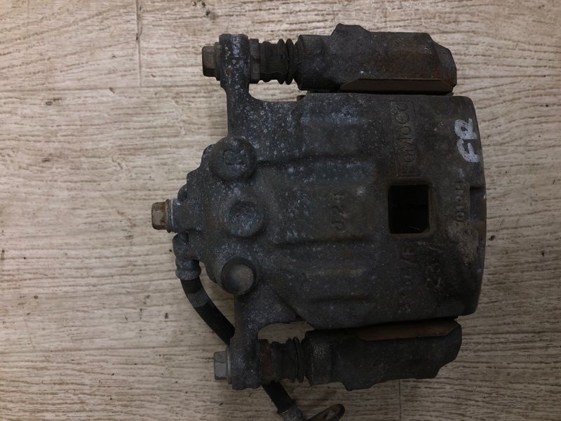 Суппорт тормозной передний правый FIESTA 08-17 2013 CCN 1.6 HXJB