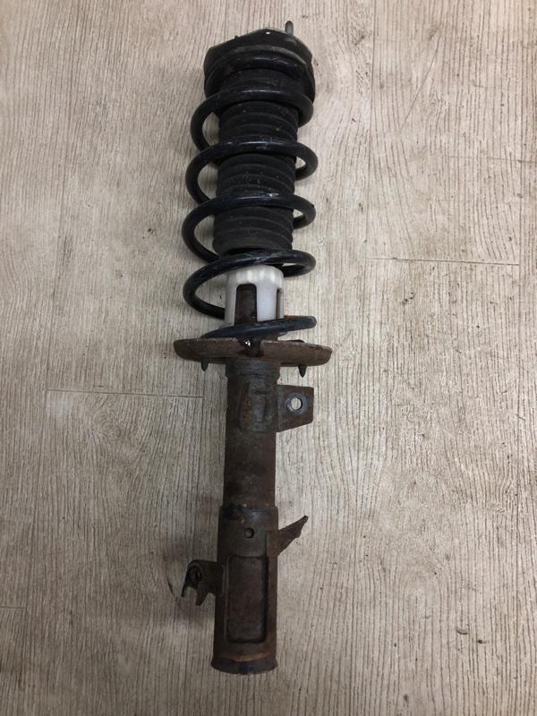 Амортизатор передний правый FORD FIESTA 08-17 CCN 1.6 HXJB